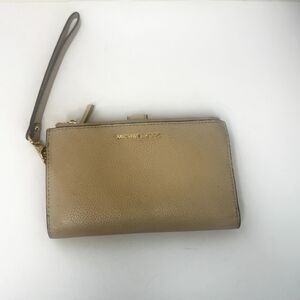 Michael Kors Wristlet Wallet Pebbled Leather Tan Gold Tone Hardware Womens